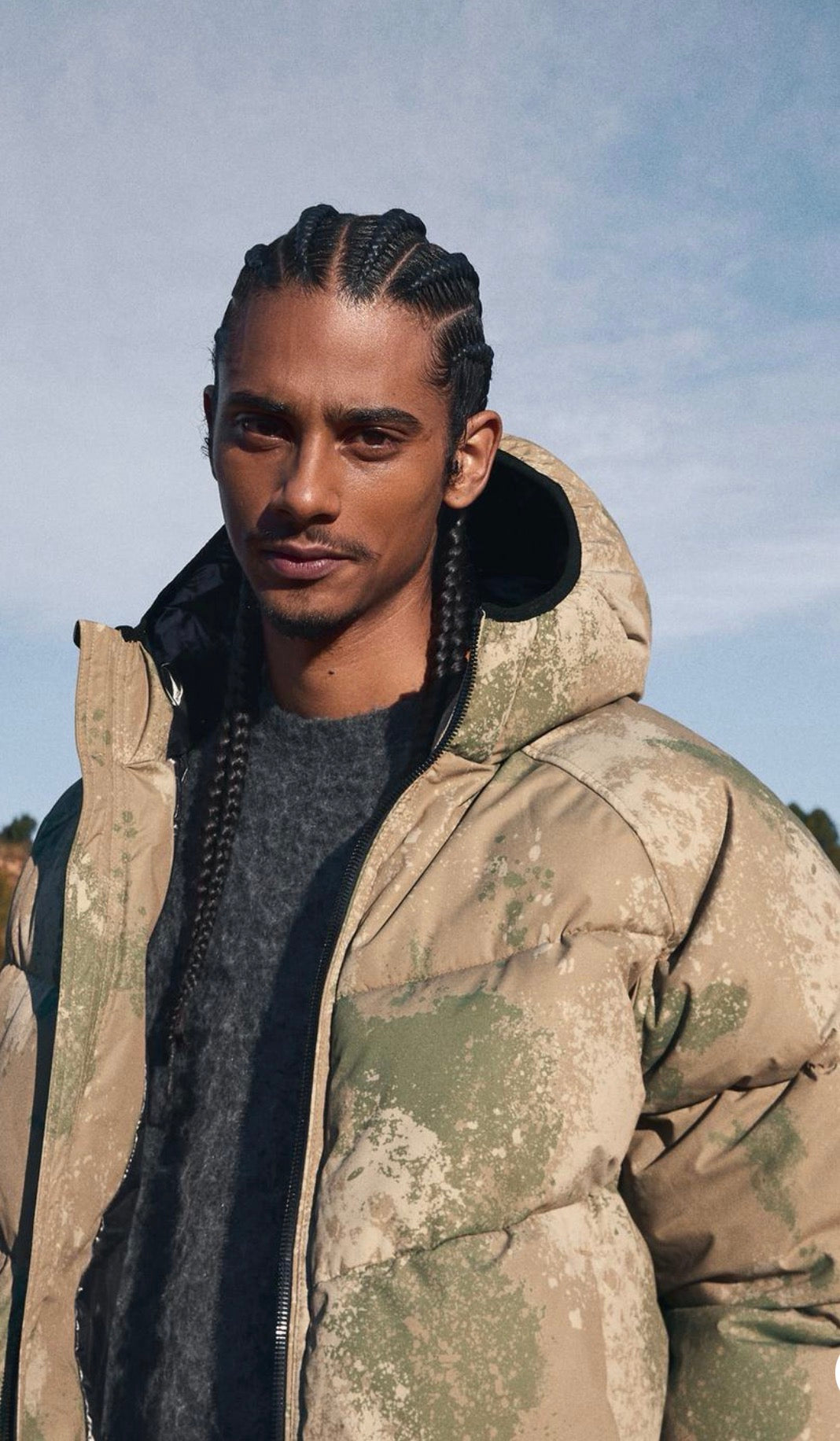 Hooded puffer jacket