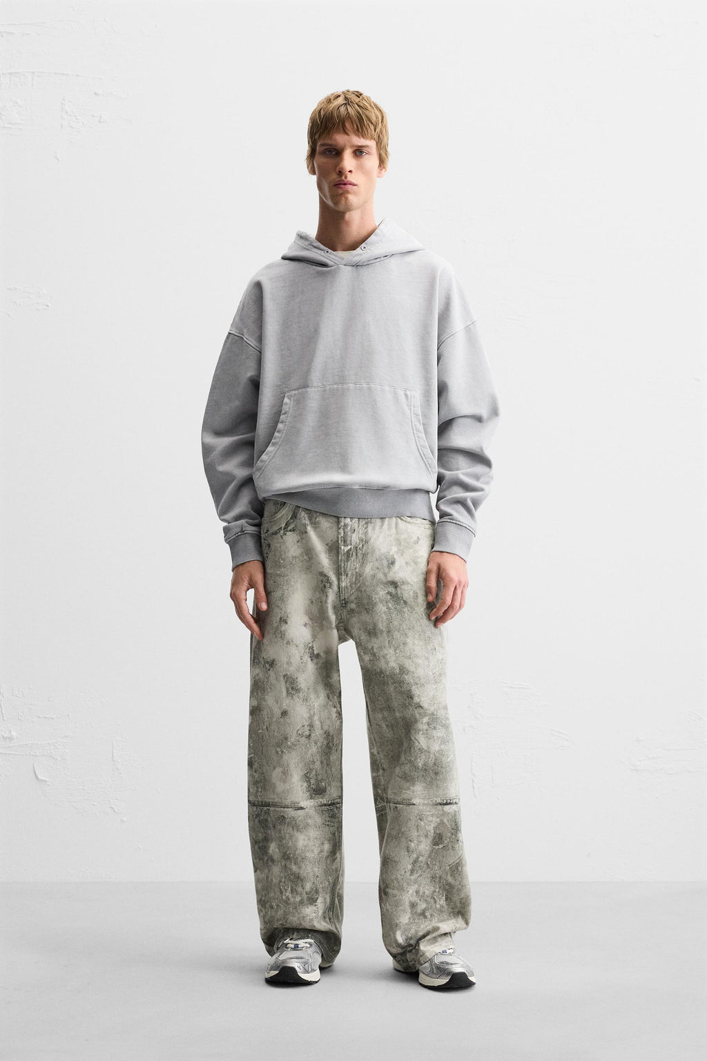 Relaxed Fit Pants with Abstract Print