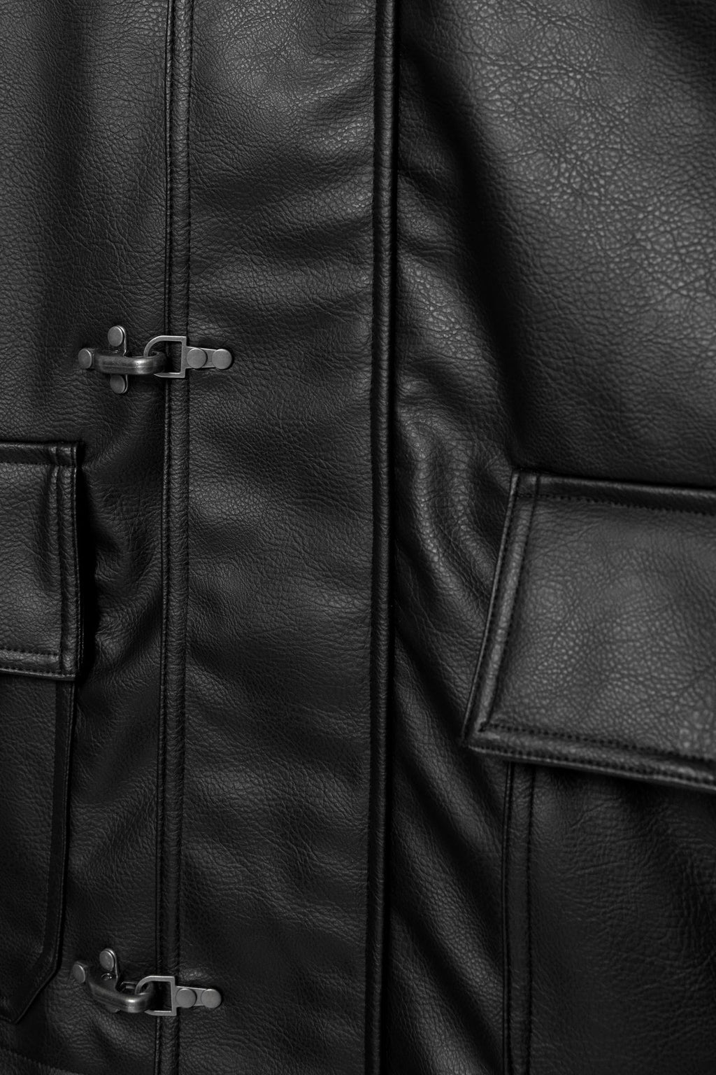 LEATHER JACKET WITH TOGGLES - P&B