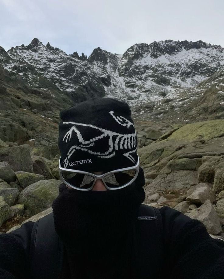 Arc'teryx Bird Head Toque in the Orca