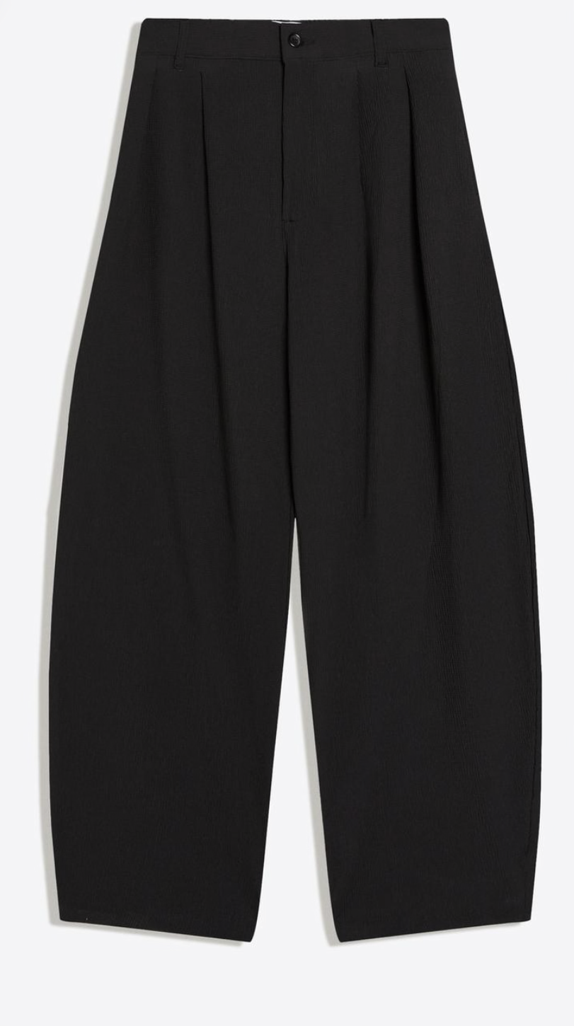PANTALONI SUPER BAGGY FIT SEMIJOGGER PLISSETTATI bershka