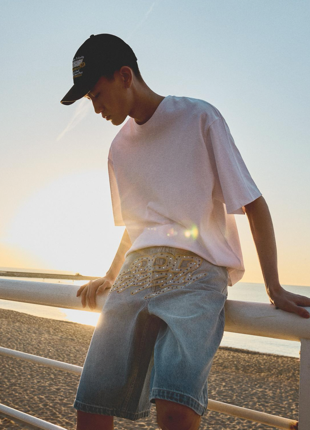 EMBROIDERED DENIM - BERSHKA