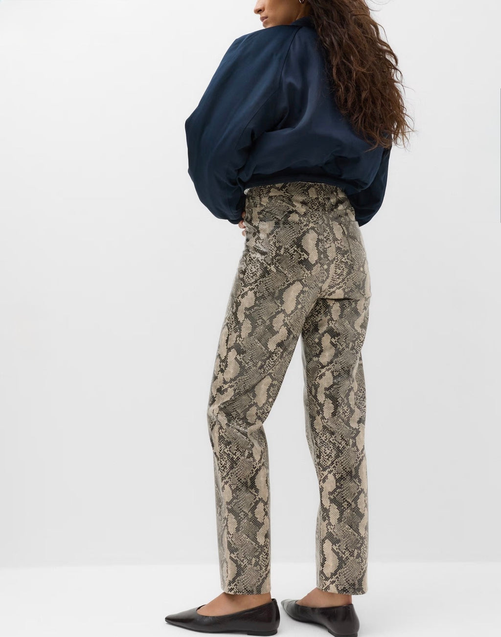 Faux Leather High Waisted Straight
Leg Trousers