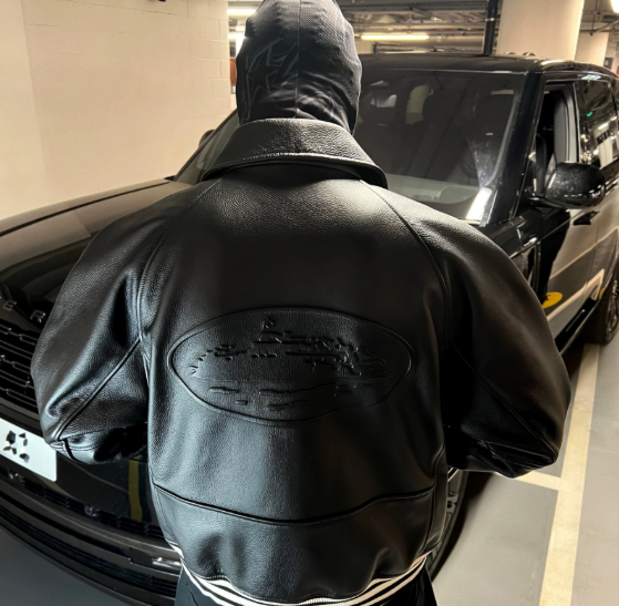 Corteiz RTW Skydive Leather Jacket in black