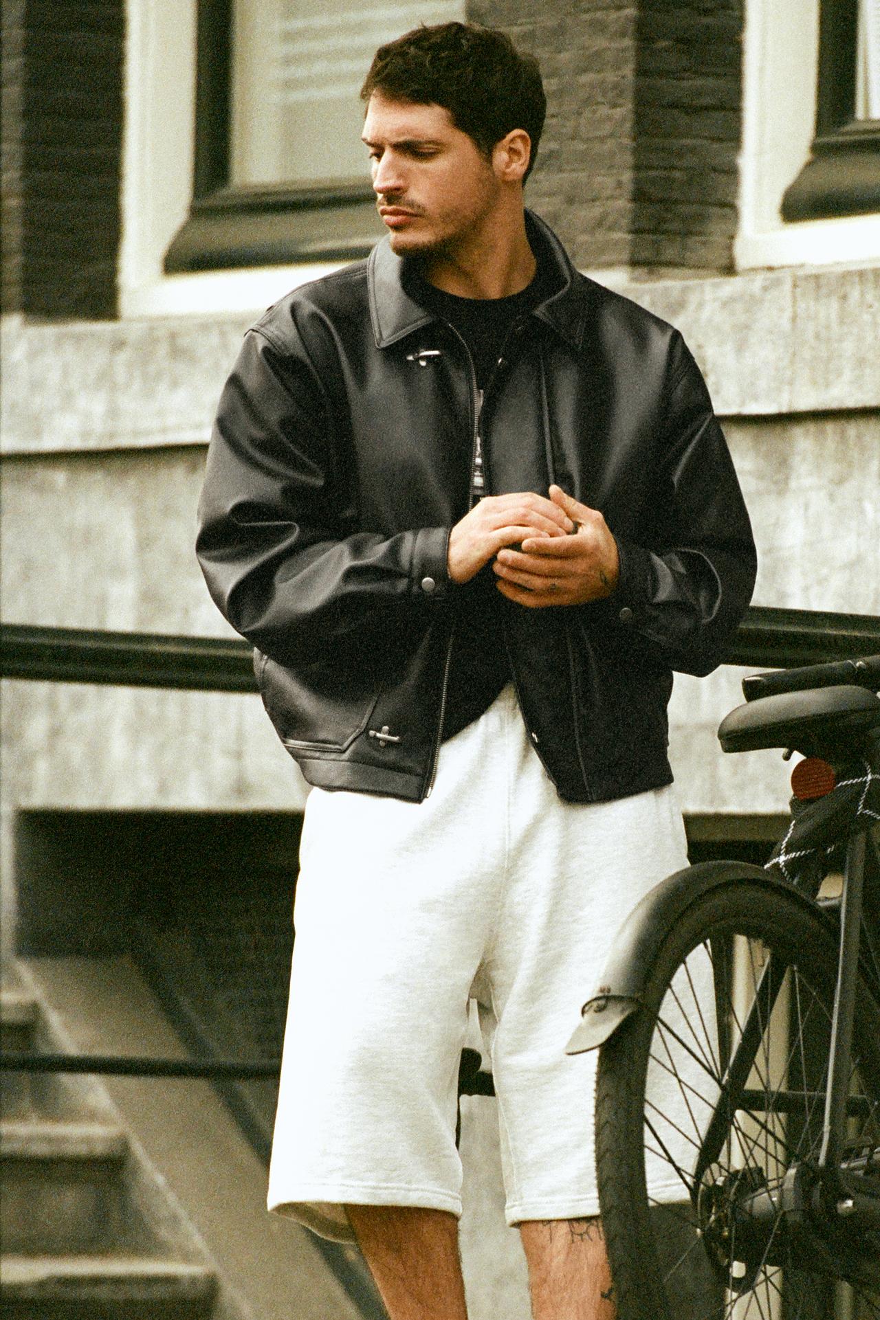 LEATHER JACKET WITH TOGGLES - P&B