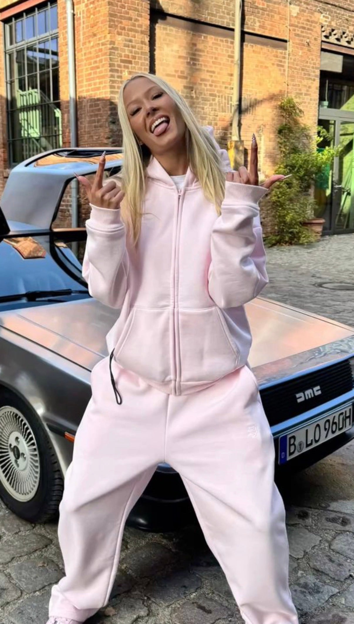 ZIP UP HOODIE - PINK - SUVENE