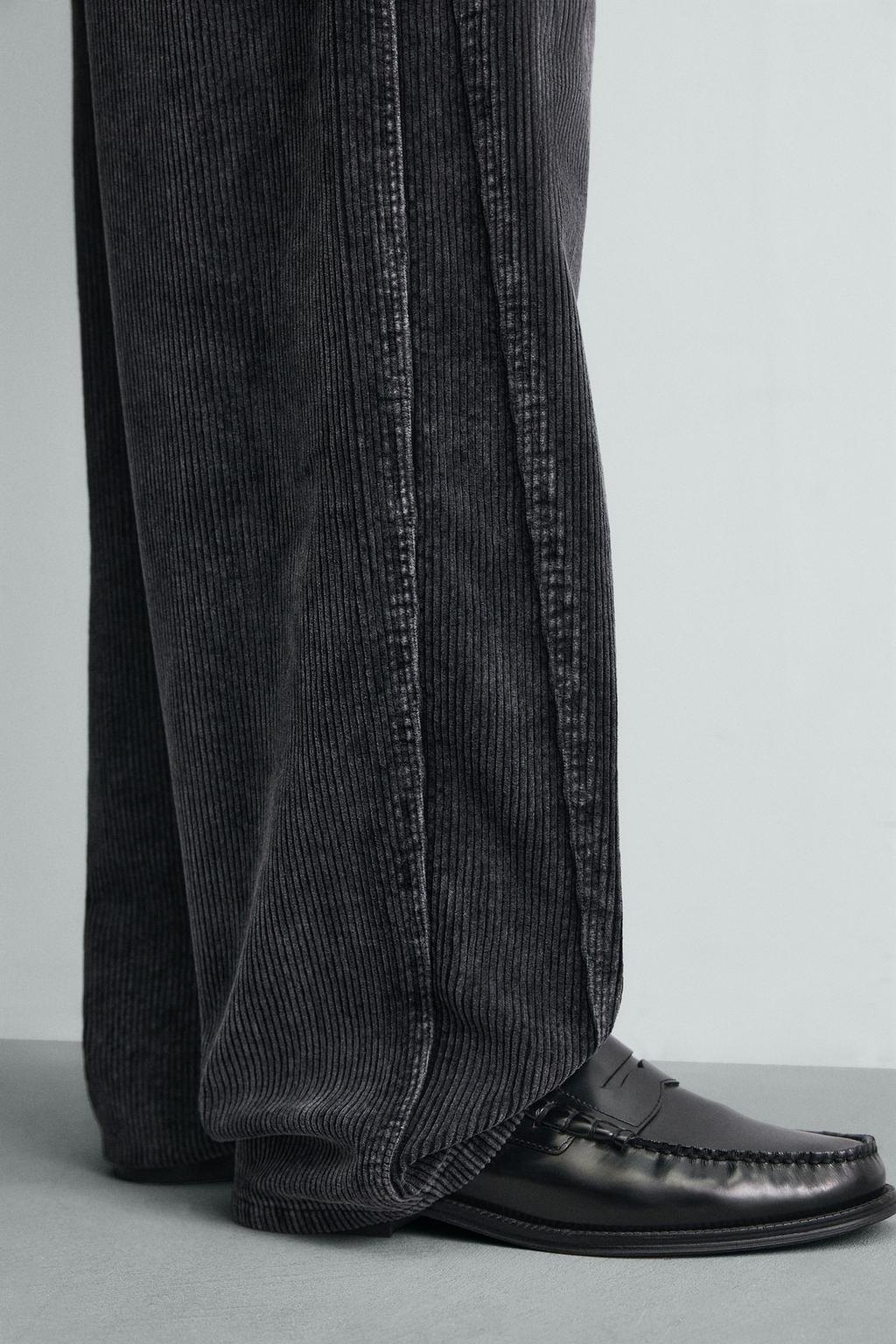 BAGGY TROUSERS - ZARA