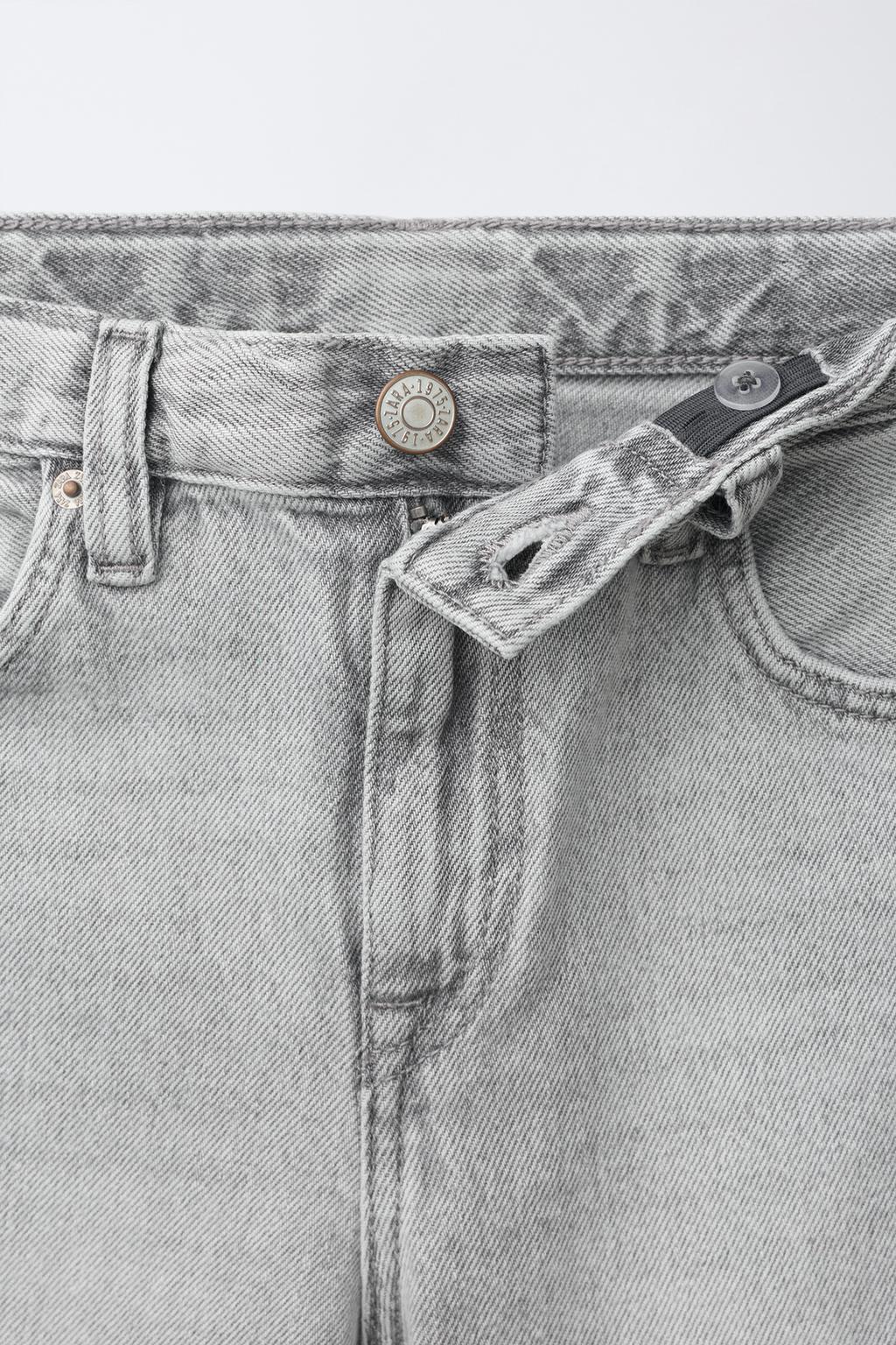 FLARED JEANS