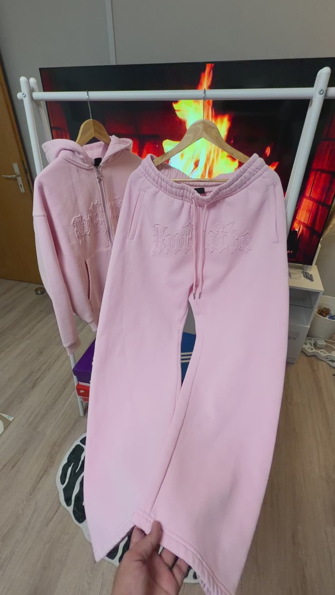 NY SET